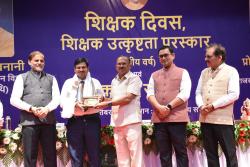 Dr. Alok Gautam: Photo of National Level Award